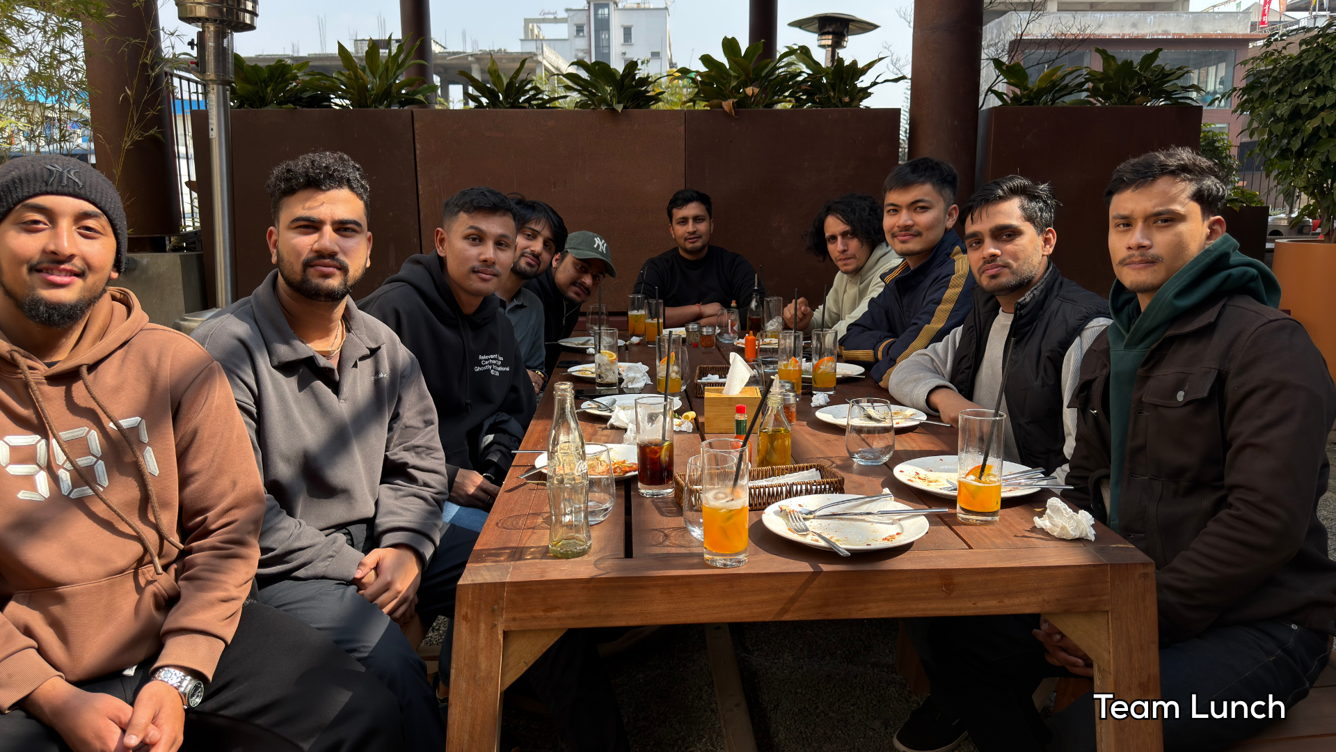 team-lunch-4